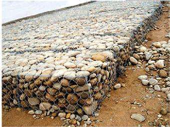 新疆铅丝笼在北京凉水河应用的显著效果 