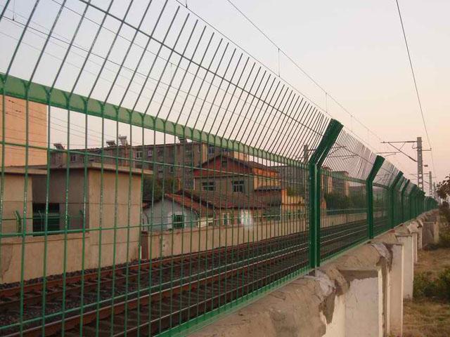 嫩江铁路护栏网