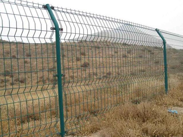 新疆双边护栏网